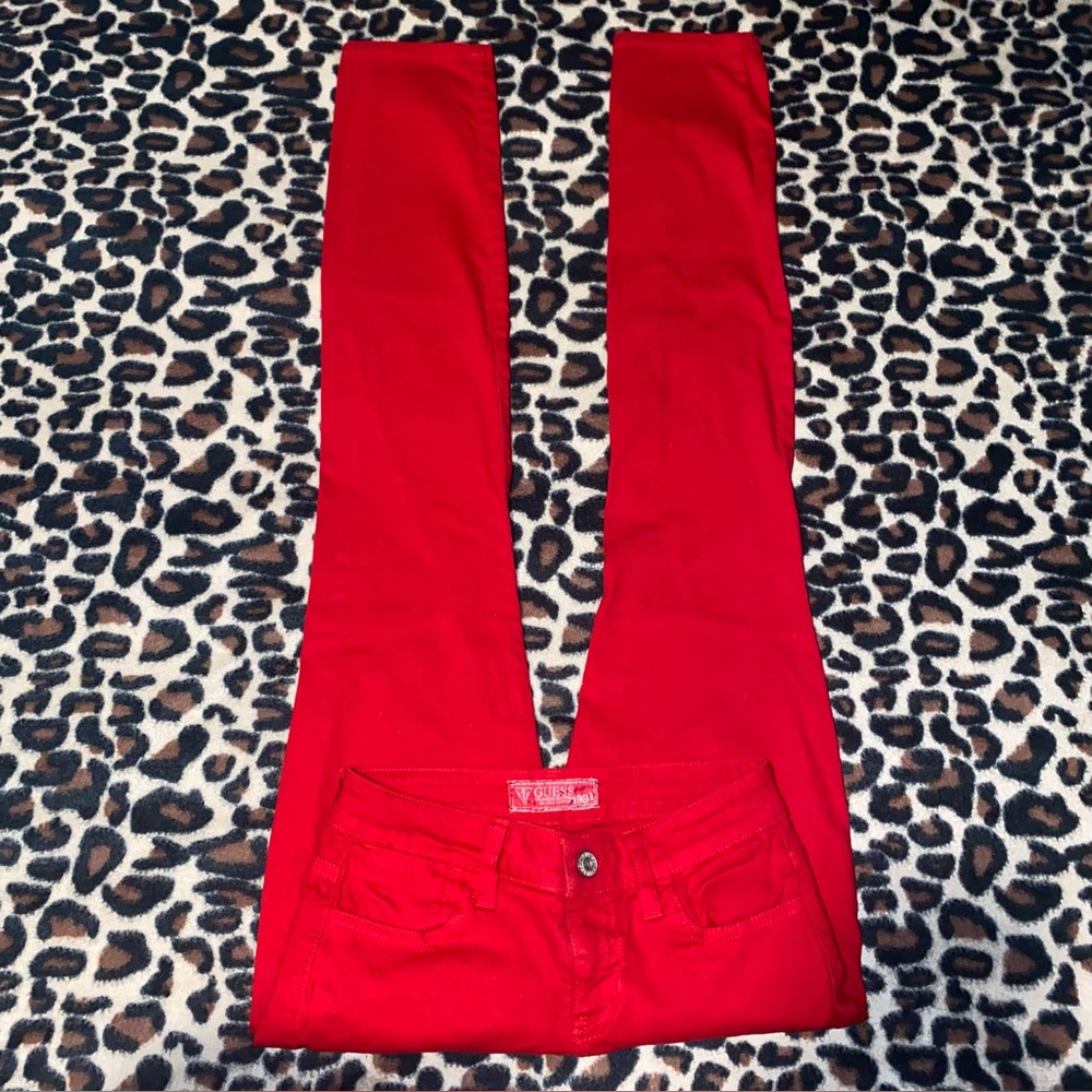 2000s low rise red guess long skinny jeans